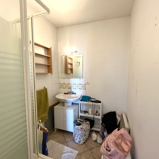  AIGUES-VIVES IMMO : Apartment | GALLARGUES-LE-MONTUEUX (30660) | 37 m2 | 560 € 