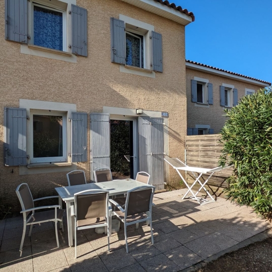 AIGUES-VIVES IMMO : House | CALVISSON (30420) | 38 m2 | 854 € 