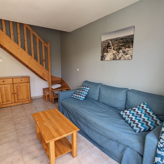  AIGUES-VIVES IMMO : House | CALVISSON (30420) | 38 m2 | 854 € 