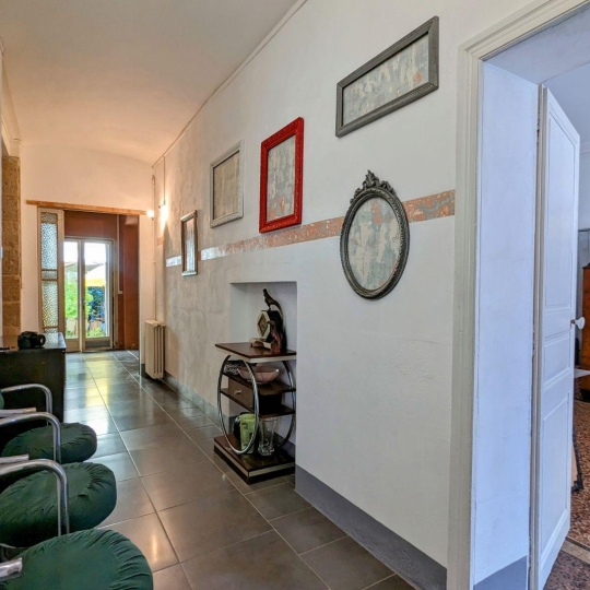  AIGUES-VIVES IMMO : Maison / Villa | AIGUES-VIVES (30670) | 400 m2 | 570 000 € 