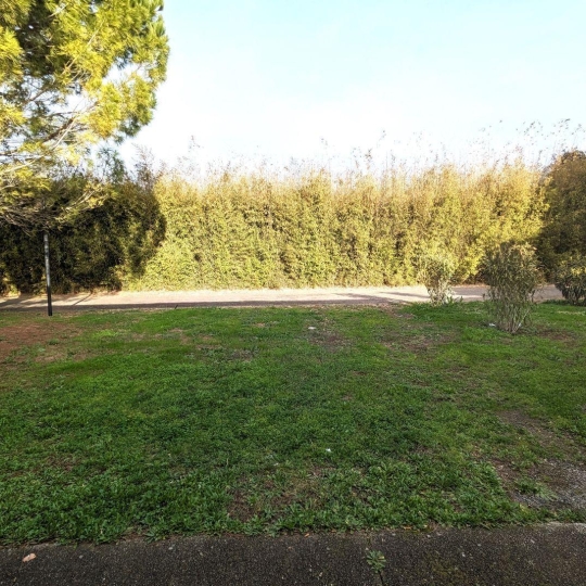  AIGUES-VIVES IMMO : House | GALLARGUES-LE-MONTUEUX (30660) | 45 m2 | 84 000 € 
