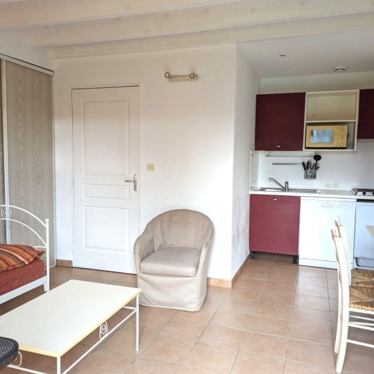  AIGUES-VIVES IMMO : House | GALLARGUES-LE-MONTUEUX (30660) | 35 m2 | 76 000 € 