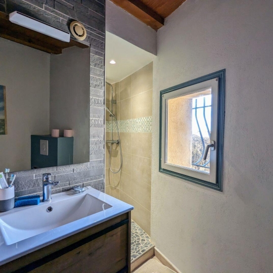 AIGUES-VIVES IMMO : House | GALLARGUES-LE-MONTUEUX (30660) | 83 m2 | 250 000 € 