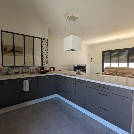  AIGUES-VIVES IMMO : Maison / Villa | AIGUES-VIVES (30670) | 136 m2 | 299 000 € 