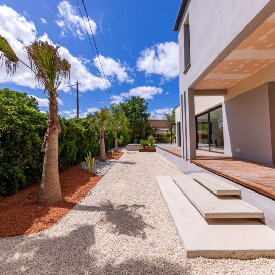  AIGUES-VIVES IMMO : Maison / Villa | AIGUES-VIVES (30670) | 172 m2 | 808 000 € 
