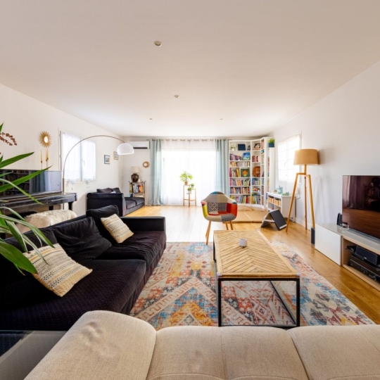  AIGUES-VIVES IMMO : Appartement | AIGUES-VIVES (30670) | 175 m2 | 387 000 € 