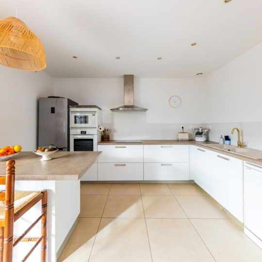  AIGUES-VIVES IMMO : Appartement | AIGUES-VIVES (30670) | 175 m2 | 387 000 € 