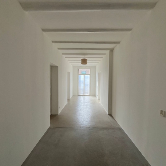  AIGUES-VIVES IMMO : Maison / Villa | GALLARGUES-LE-MONTUEUX (30660) | 330 m2 | 690 000 € 