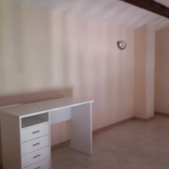  Annonces AIGUESVIVES : House | MILHAUD (30540) | 50 m2 | 852 &euro; 