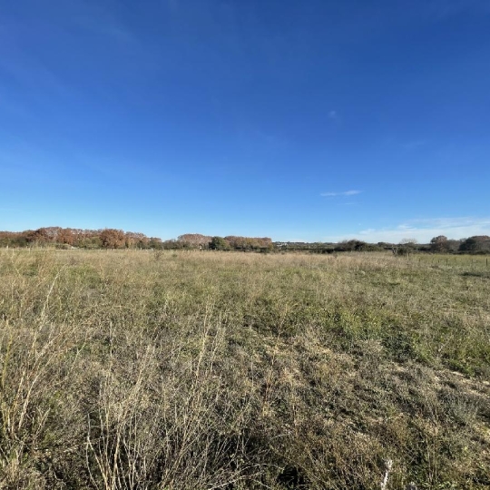  Annonces AIGUESVIVES : Terrain | GALLARGUES-LE-MONTUEUX (30660) | 642 m2 | 129 900 &euro; 