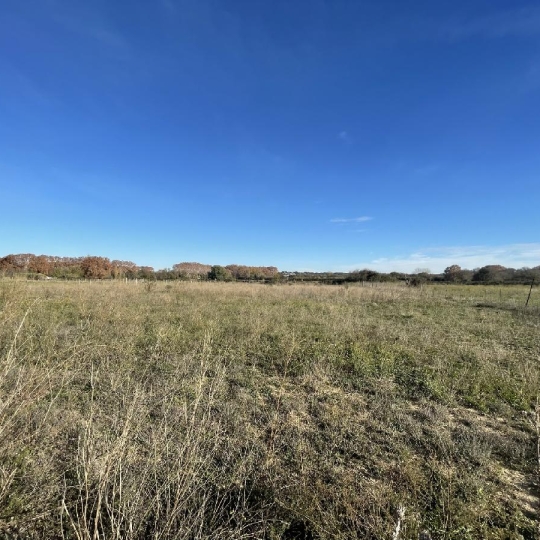  Annonces AIGUESVIVES : Terrain | GALLARGUES-LE-MONTUEUX (30660) | 642 m2 | 129 900 &euro; 