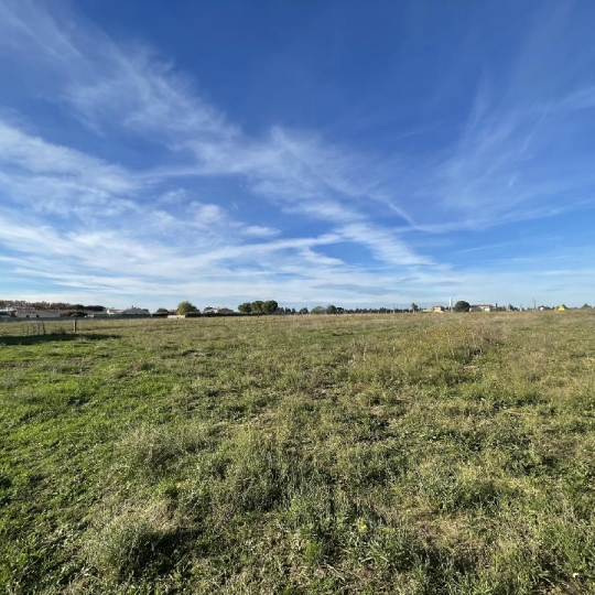  Annonces AIGUESVIVES : Terrain | GALLARGUES-LE-MONTUEUX (30660) | 642 m2 | 129 900 &euro; 