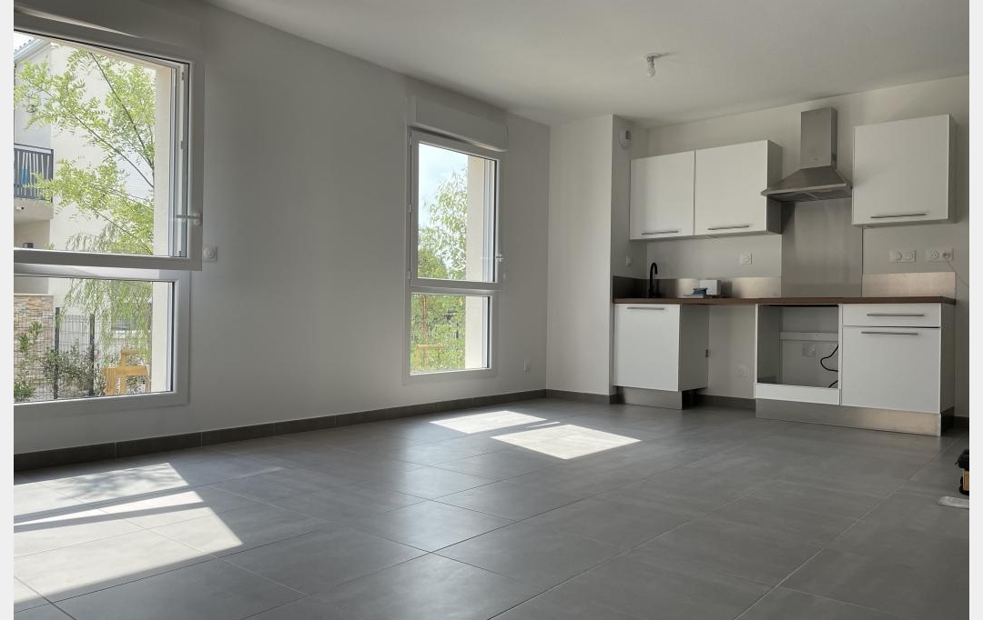 AIGUES-VIVES IMMO : Appartement | VERGEZE (30310) | 69 m2 | 840 € 