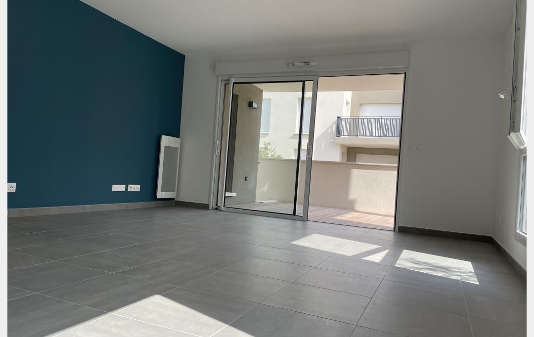 AIGUES-VIVES IMMO : Appartement | VERGEZE (30310) | 69 m2 | 840 € 