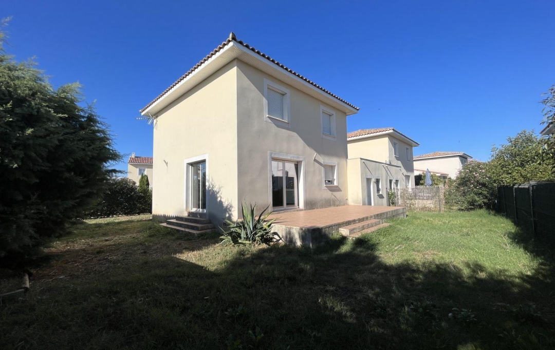 AIGUES-VIVES IMMO : Maison / Villa | AIMARGUES (30470) | 120 m2 | 1 368 € 