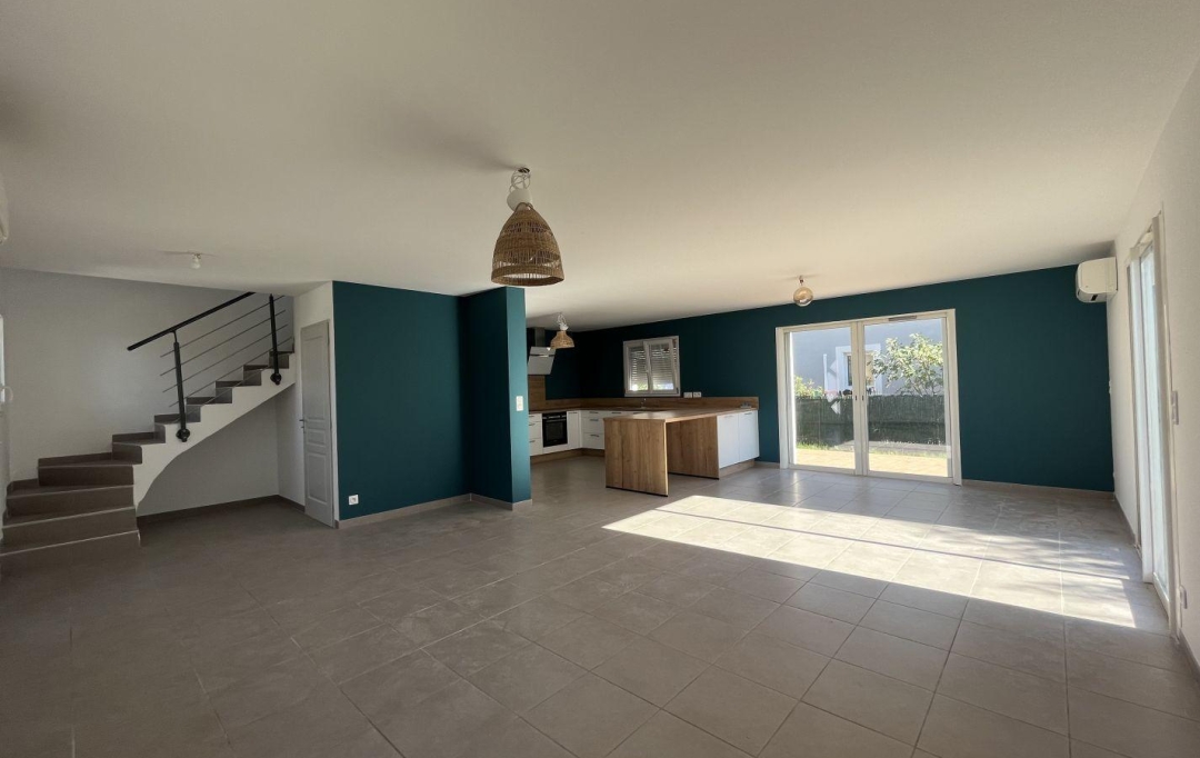 AIGUES-VIVES IMMO : Maison / Villa | AIMARGUES (30470) | 120 m2 | 1 368 € 