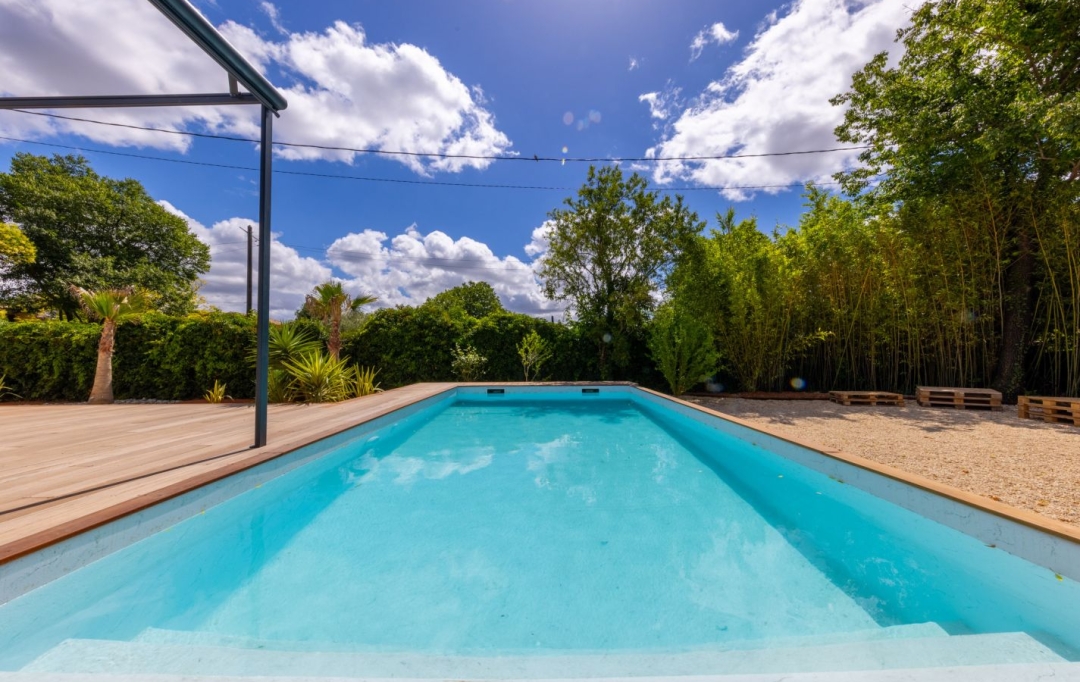 AIGUES-VIVES IMMO : Maison / Villa | AIGUES-VIVES (30670) | 168 m2 | 2 600 € 