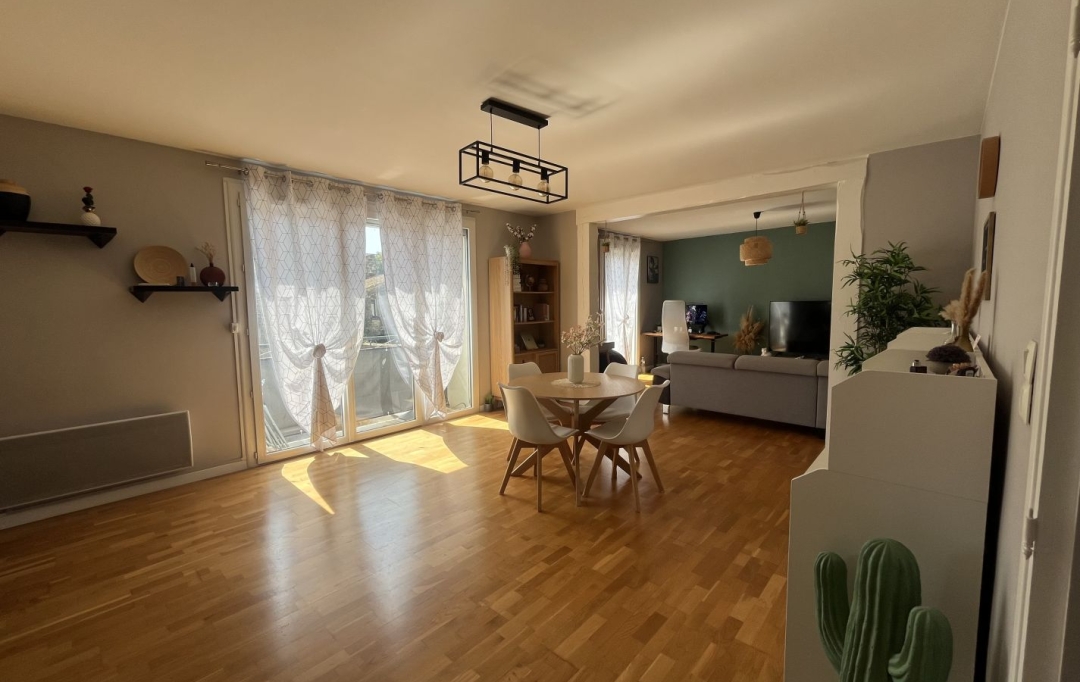 AIGUES-VIVES IMMO : Appartement | AIGUES-VIVES (30670) | 96 m2 | 920 € 