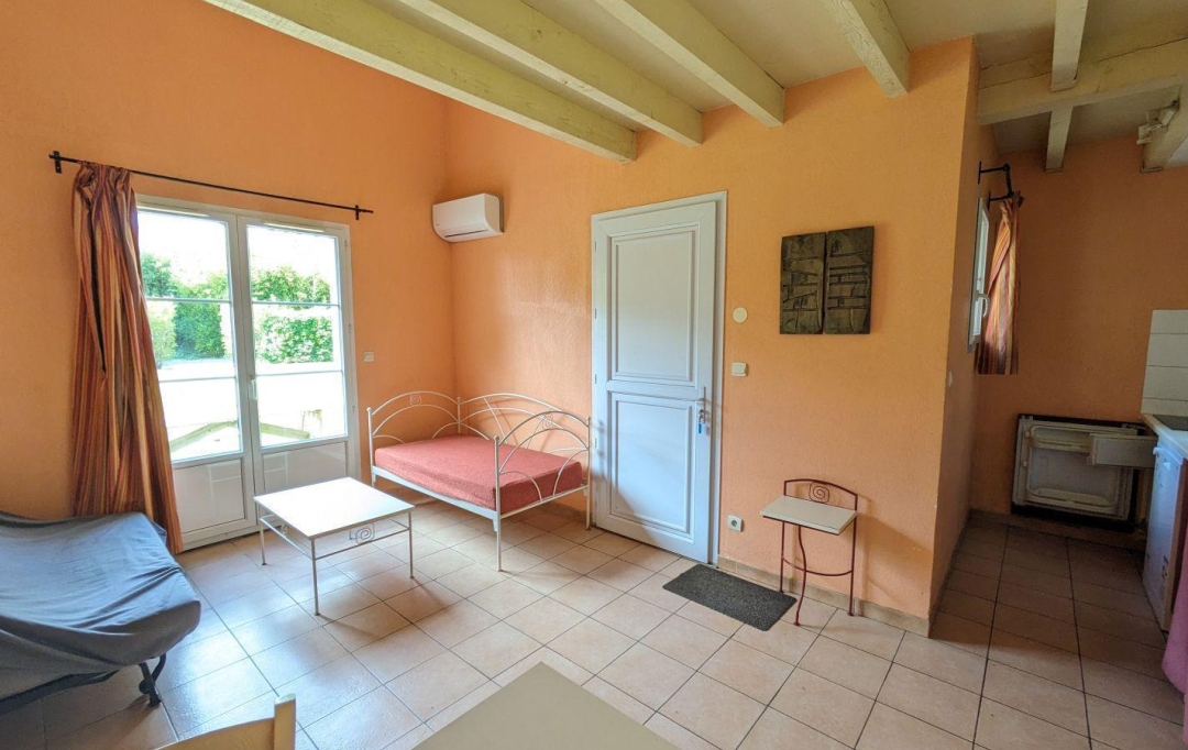 AIGUES-VIVES IMMO : Maison / Villa | GALLARGUES-LE-MONTUEUX (30660) | 45 m2 | 78 000 € 
