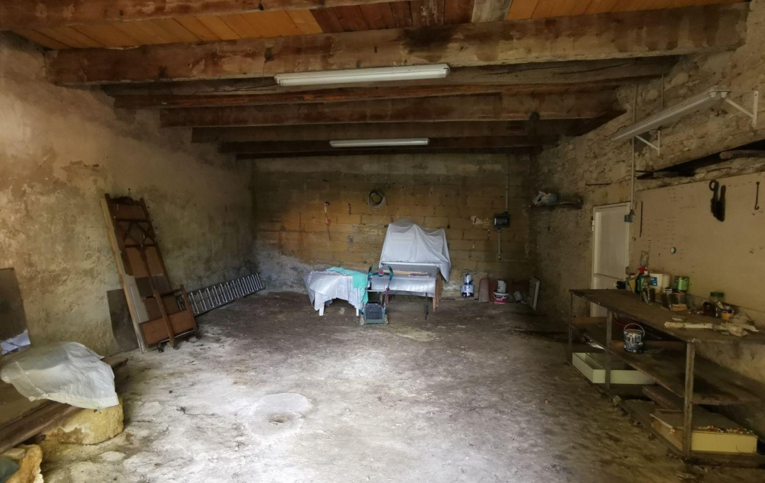 AIGUES-VIVES IMMO : Maison / Villa | GALLARGUES-LE-MONTUEUX (30660) | 192 m2 | 520 000 € 