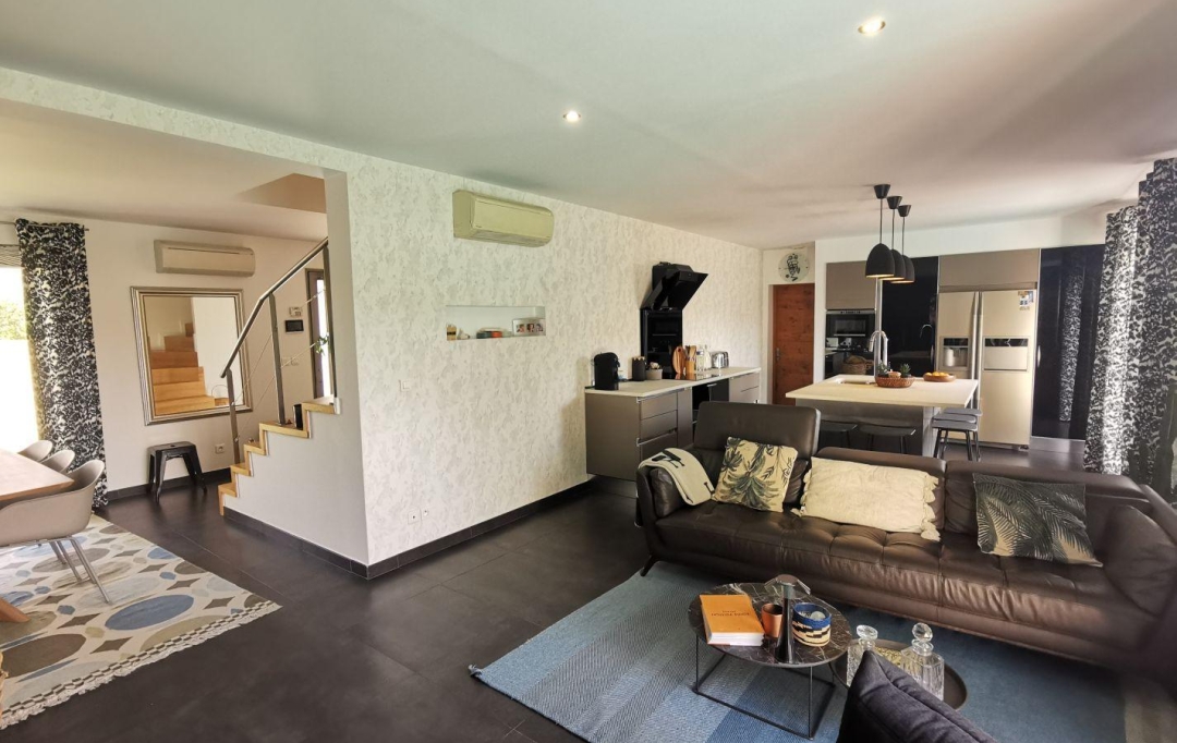 AIGUES-VIVES IMMO : Maison / Villa | GALLARGUES-LE-MONTUEUX (30660) | 127 m2 | 499 000 € 