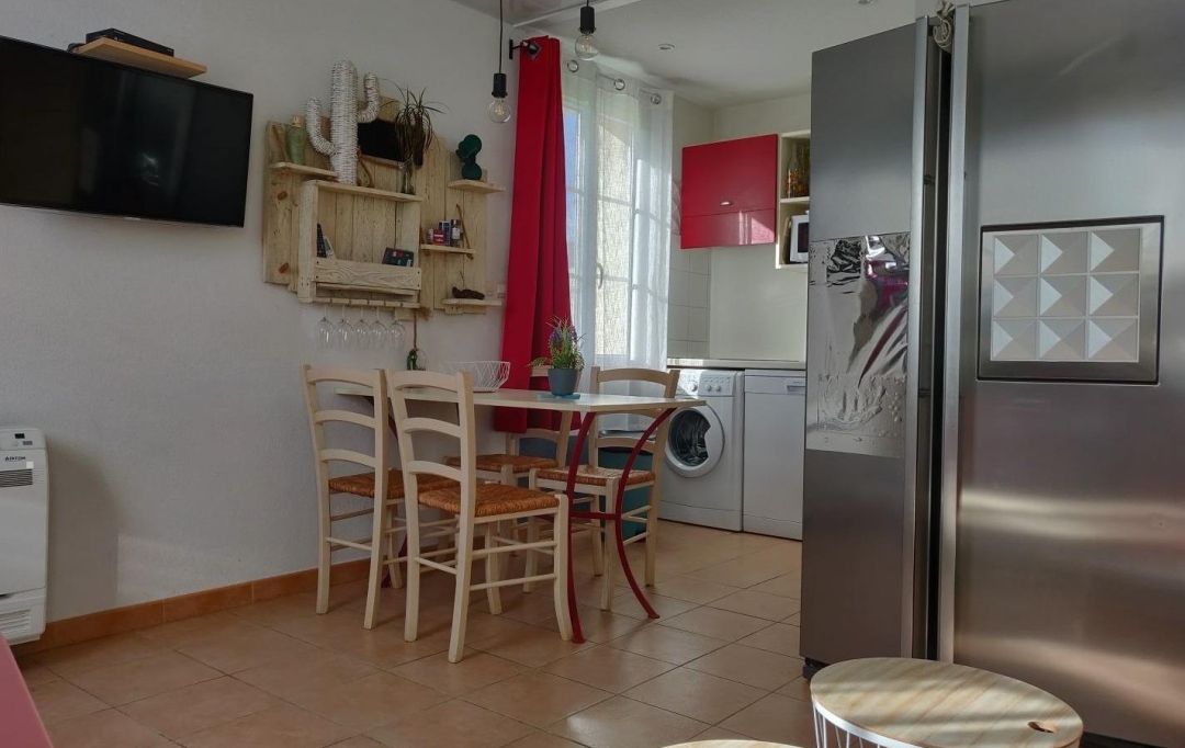 AIGUES-VIVES IMMO : Maison / Villa | GALLARGUES-LE-MONTUEUX (30660) | 35 m2 | 93 000 € 