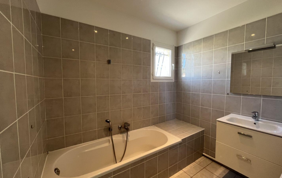 AIGUES-VIVES IMMO : Maison / Villa | AIGUES-VIVES (30670) | 71 m2 | 263 000 € 