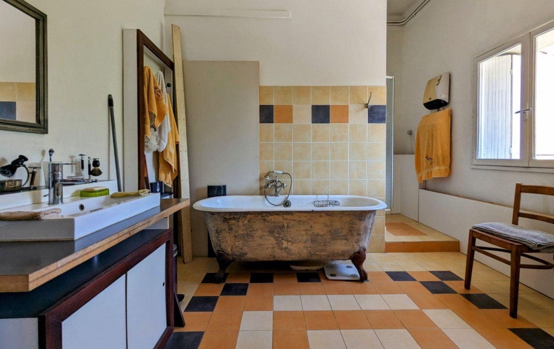 AIGUES-VIVES IMMO : Maison / Villa | AIGUES-VIVES (30670) | 400 m2 | 570 000 € 