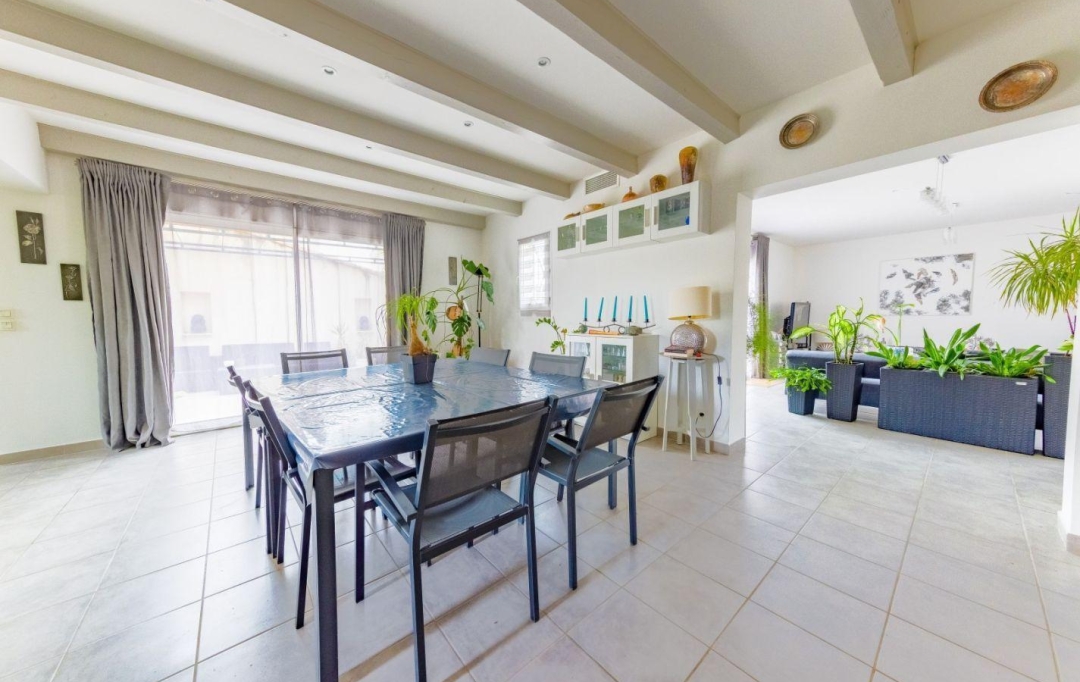 AIGUES-VIVES IMMO : House | AIGUES-VIVES (30670) | 165 m2 | 495 000 € 