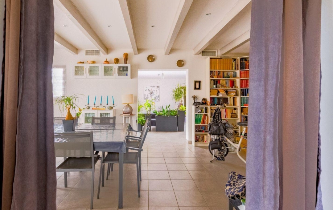 AIGUES-VIVES IMMO : House | AIGUES-VIVES (30670) | 165 m2 | 495 000 € 