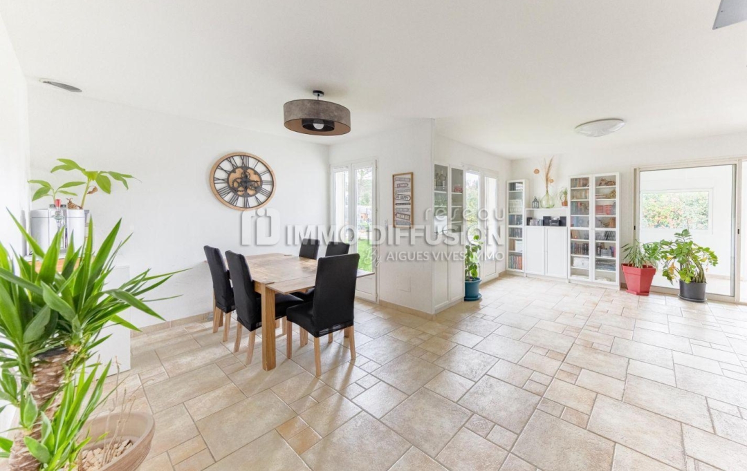 AIGUES-VIVES IMMO : Maison / Villa | VIC-LE-FESQ (30260) | 127 m2 | 299 000 € 