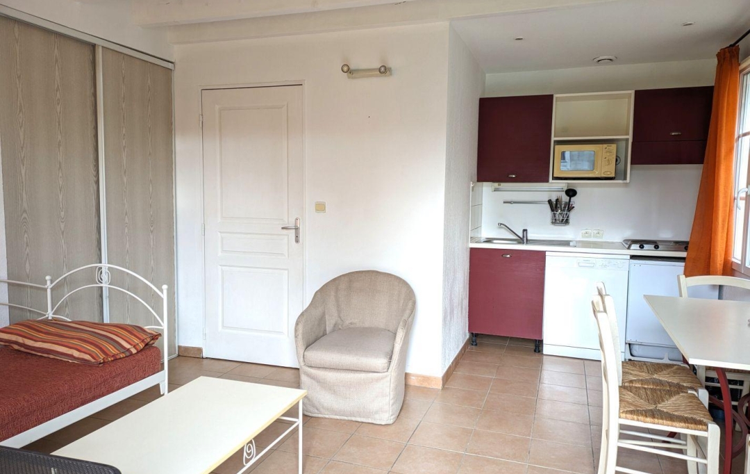 AIGUES-VIVES IMMO : House | GALLARGUES-LE-MONTUEUX (30660) | 35 m2 | 76 000 € 