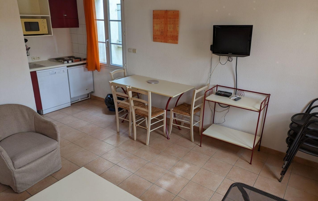 AIGUES-VIVES IMMO : House | GALLARGUES-LE-MONTUEUX (30660) | 35 m2 | 76 000 € 