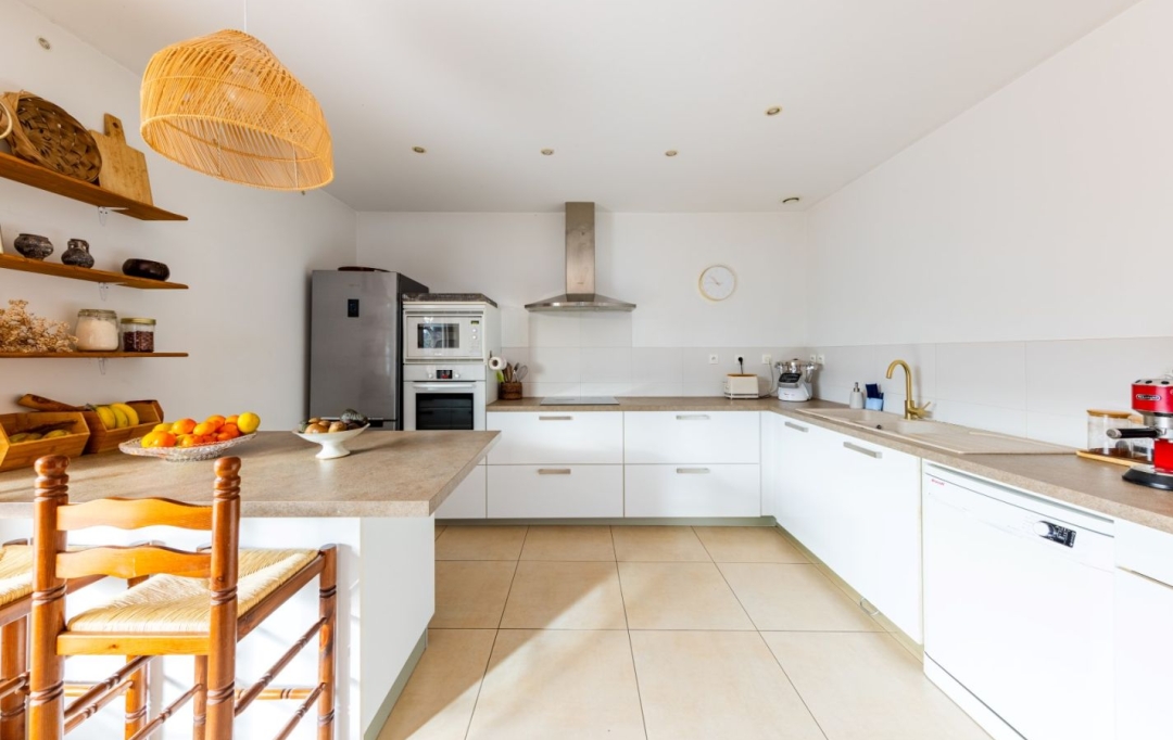 AIGUES-VIVES IMMO : Appartement | AIGUES-VIVES (30670) | 175 m2 | 387 000 € 