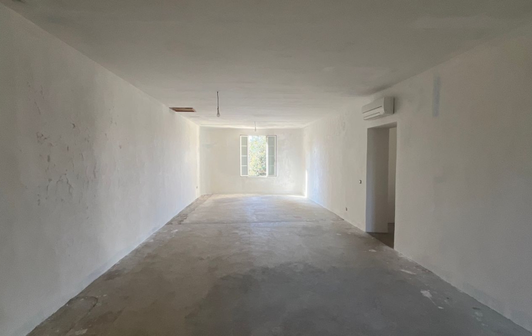 AIGUES-VIVES IMMO : Maison / Villa | GALLARGUES-LE-MONTUEUX (30660) | 330 m2 | 690 000 € 