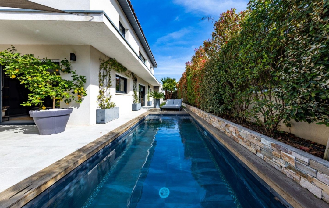 AIGUES-VIVES IMMO : Maison / Villa | AIGUES-VIVES (30670) | 156 m2 | 535 000 € 