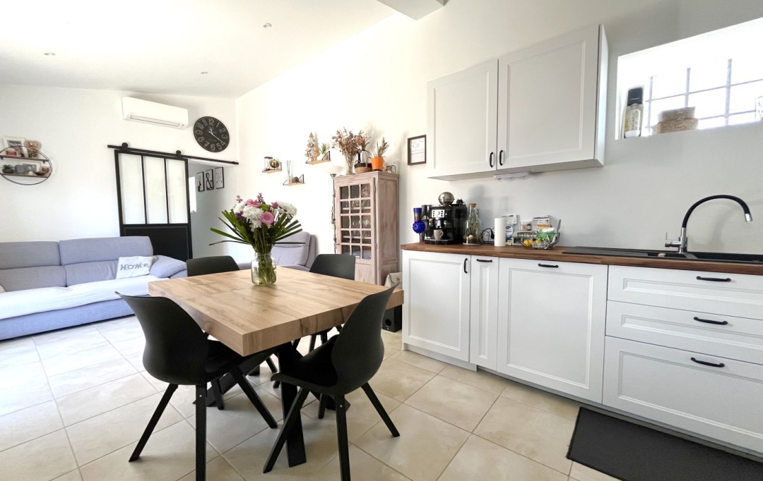 AIGUES-VIVES IMMO : House | AIGUES-VIVES (30670) | 58 m2 | 244 000 € 