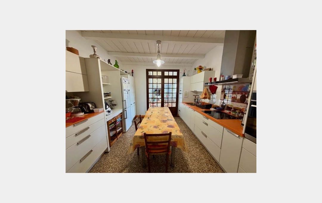Annonces AIGUESVIVES : Maison / Villa | LUNEL (34400) | 291 m2 | 650 000 &euro; 