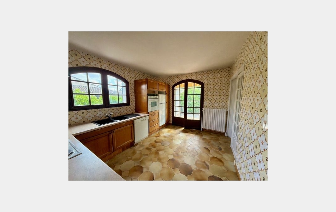 Annonces AIGUESVIVES : Maison / Villa | LUNEL (34400) | 224 m2 | 425 000 &euro; 
