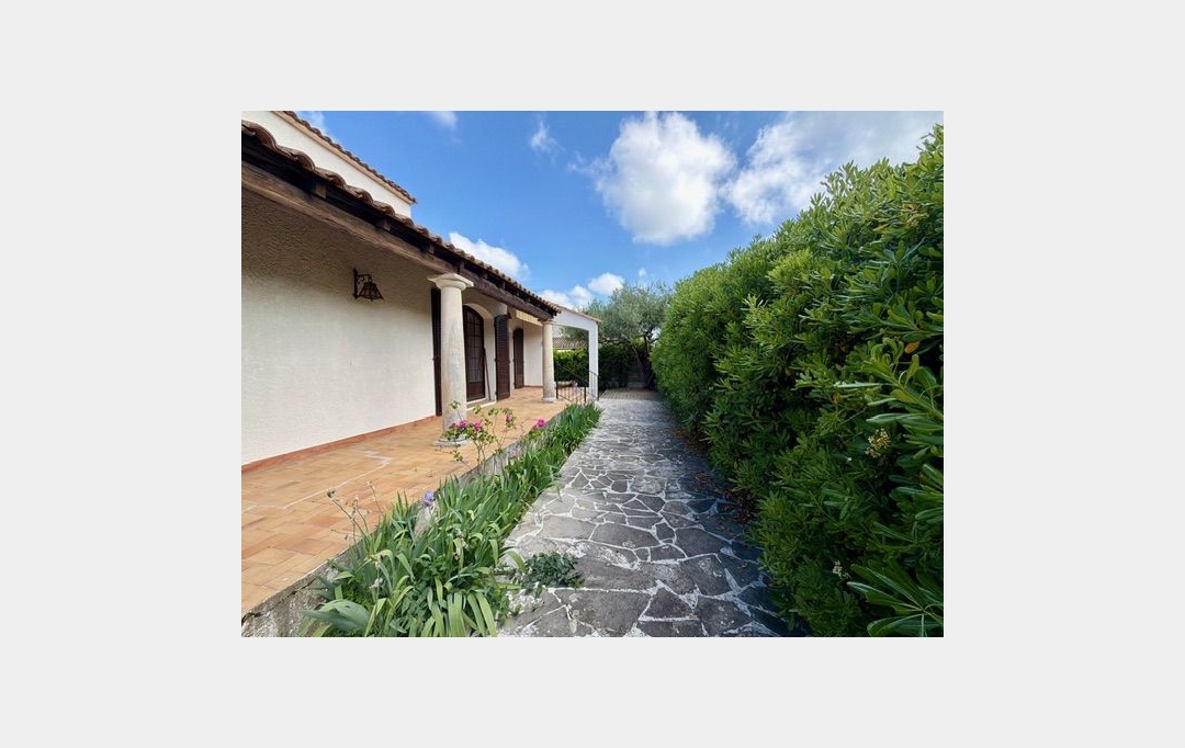 Annonces AIGUESVIVES : Maison / Villa | LUNEL (34400) | 224 m2 | 425 000 &euro; 