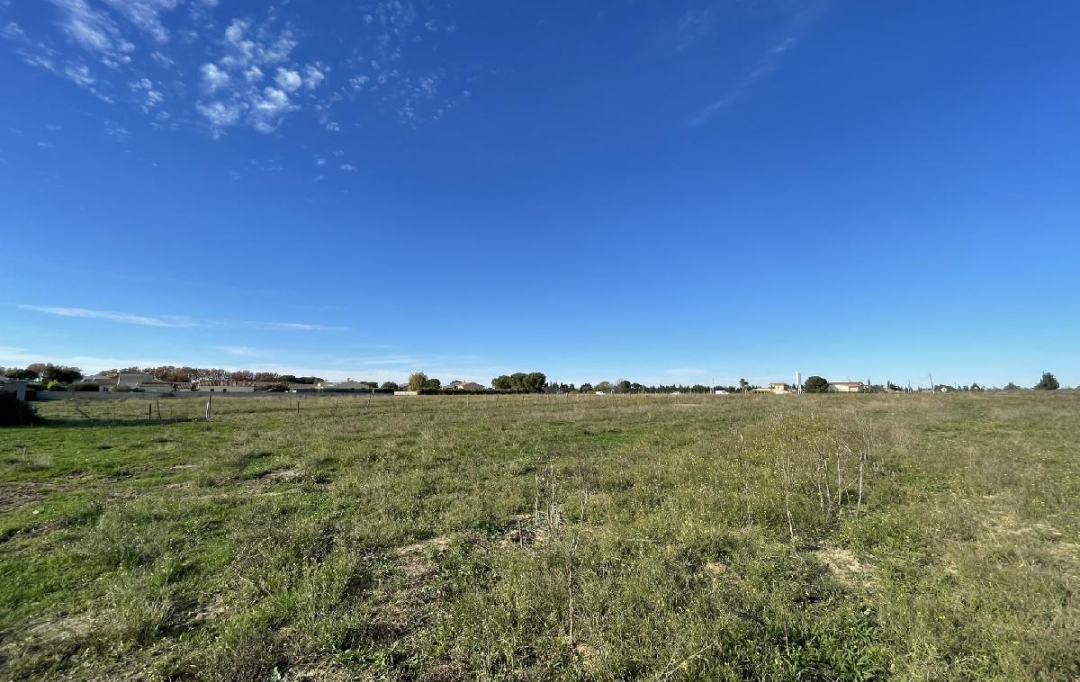 Annonces AIGUESVIVES : Terrain | GALLARGUES-LE-MONTUEUX (30660) | 650 m2 | 99 900 &euro; 