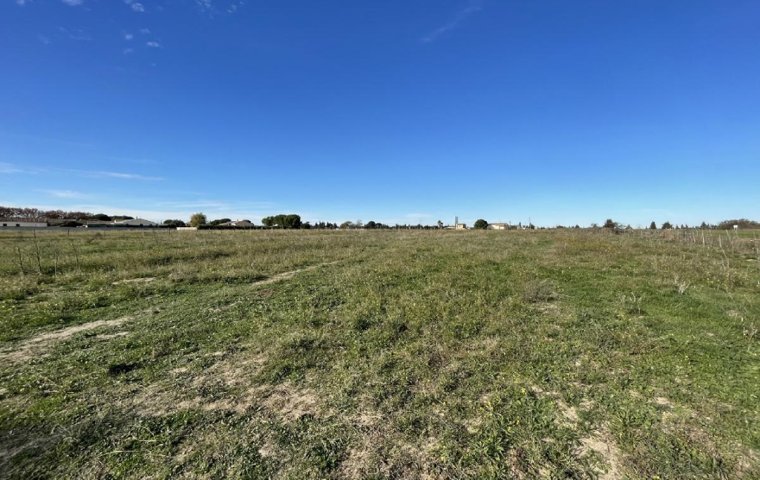 Annonces AIGUESVIVES : Terrain | GALLARGUES-LE-MONTUEUX (30660) | 642 m2 | 129 900 &euro; 