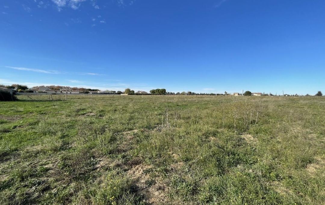 Annonces AIGUESVIVES : Terrain | GALLARGUES-LE-MONTUEUX (30660) | 642 m2 | 129 900 &euro; 