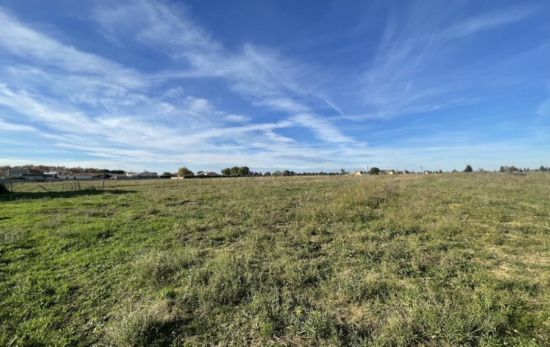 Annonces AIGUESVIVES : Terrain | GALLARGUES-LE-MONTUEUX (30660) | 642 m2 | 129 900 &euro; 