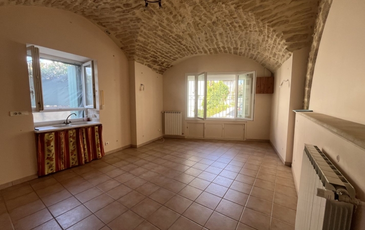  AIGUES-VIVES IMMO Maison / Villa | AIGUES-VIVES (30670) | 73 m2 | 790 € 