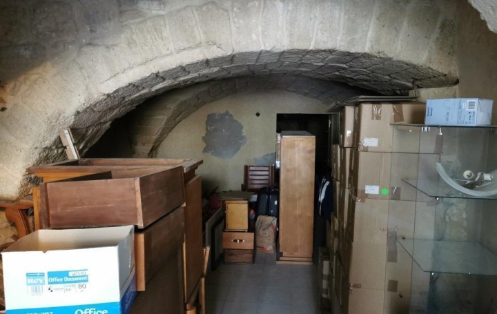  AIGUES-VIVES IMMO Local / Bureau | AIGUES-VIVES (30670) | 70 m2 | 49 000 € 