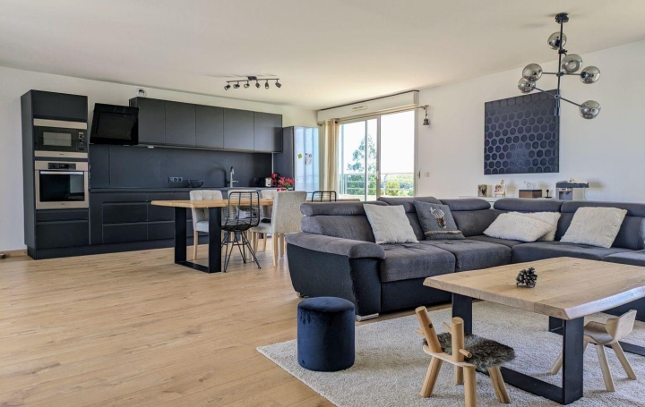  AIGUES-VIVES IMMO Apartment | AIMARGUES (30470) | 145 m2 | 442 000 € 