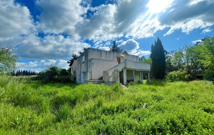  AIGUES-VIVES IMMO Maison / Villa | LUNEL-VIEL (34400) | 330 m2 | 265 000 € 