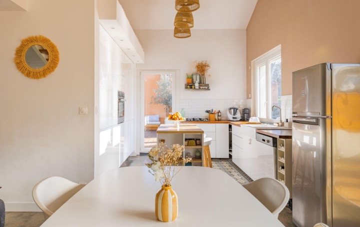  AIGUES-VIVES IMMO House | AIGUES-VIVES (30670) | 100 m2 | 305 000 € 