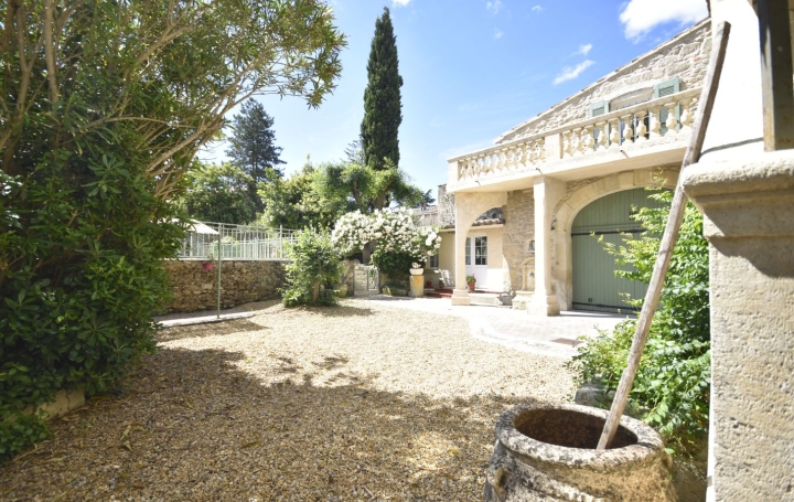 Maison de village SOUVIGNARGUES 170 m2 450 000 € Maison de village SOUVIGNARGUES 170 m2 450 000 €